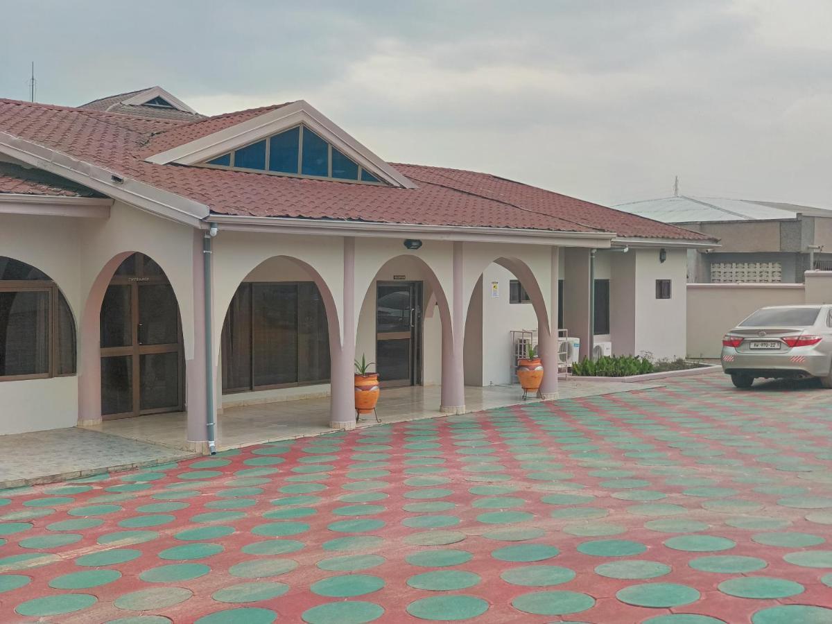 Prestige Guesthouse ,Ksi Kumasi Exterior foto