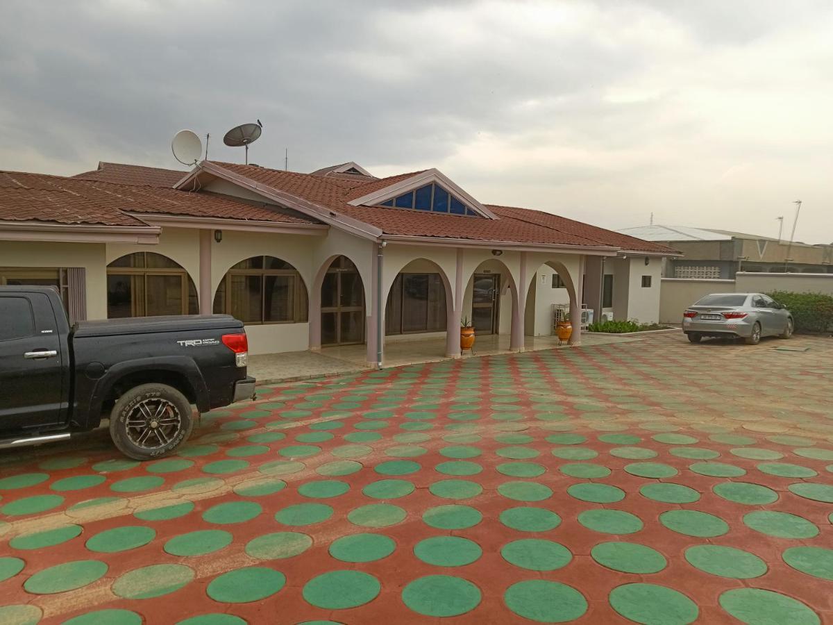 Prestige Guesthouse ,Ksi Kumasi Exterior foto