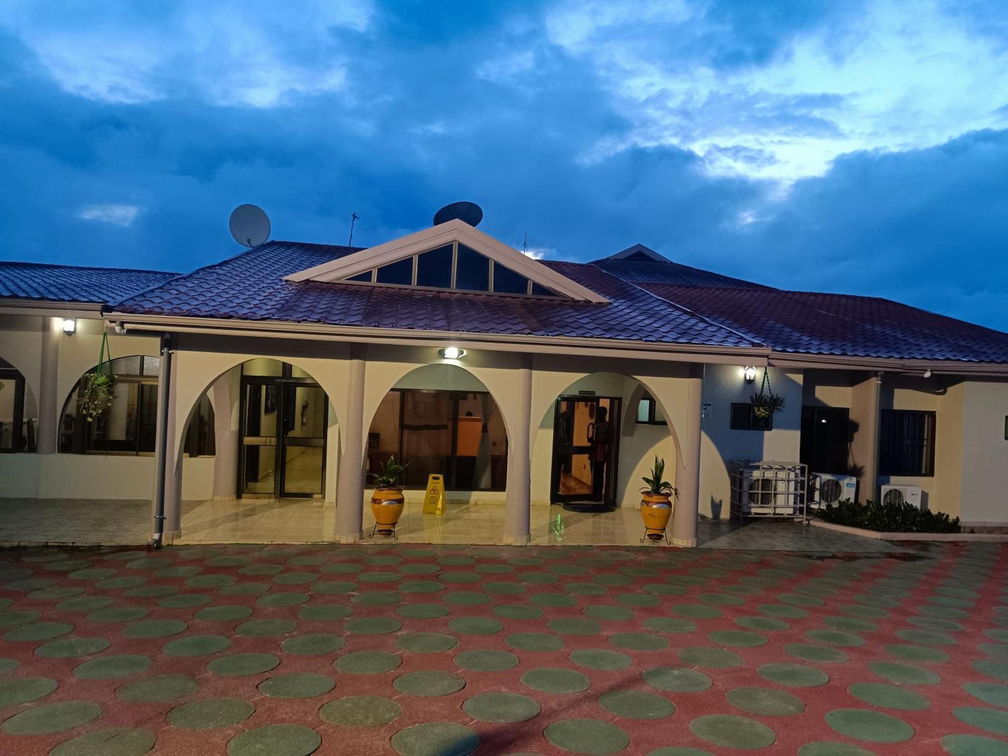 Prestige Guesthouse ,Ksi Kumasi Exterior foto