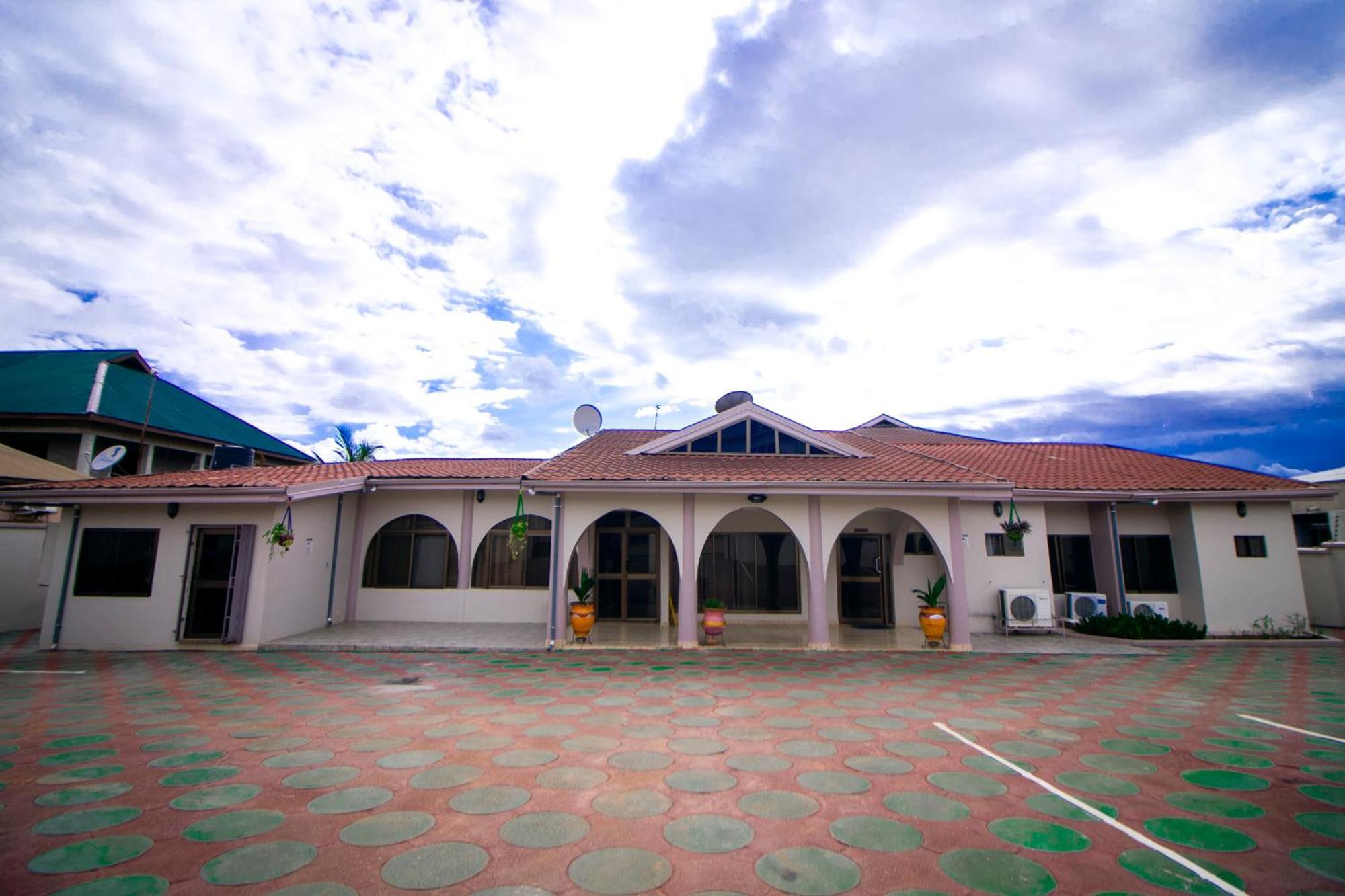 Prestige Guesthouse ,Ksi Kumasi Exterior foto